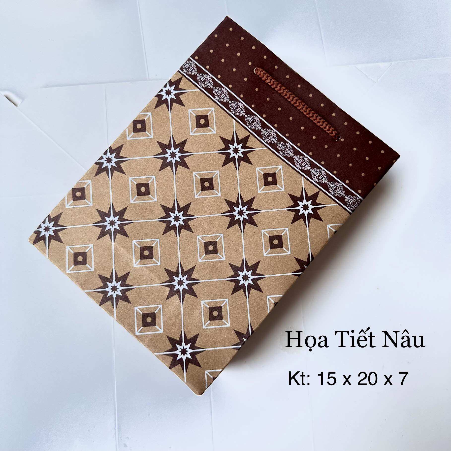 Túi giấy đựng quà số 6 combo 70c số 6