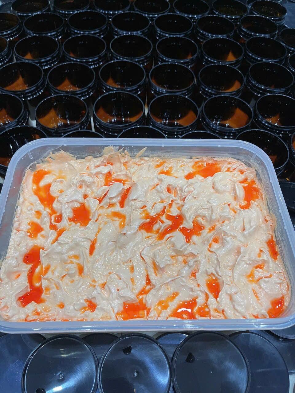 KEM BODY CỐT Ủ THÁI RỈ DẦU VÀNG 200G.[Trắng nhanh]