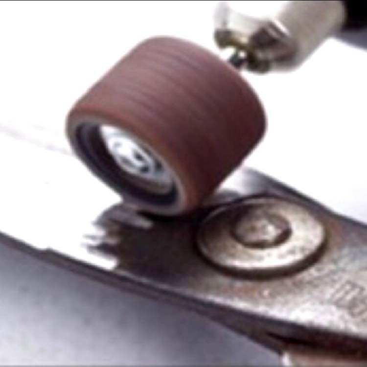 Đầu chà nhám gắn trục 9.5mm grit 120