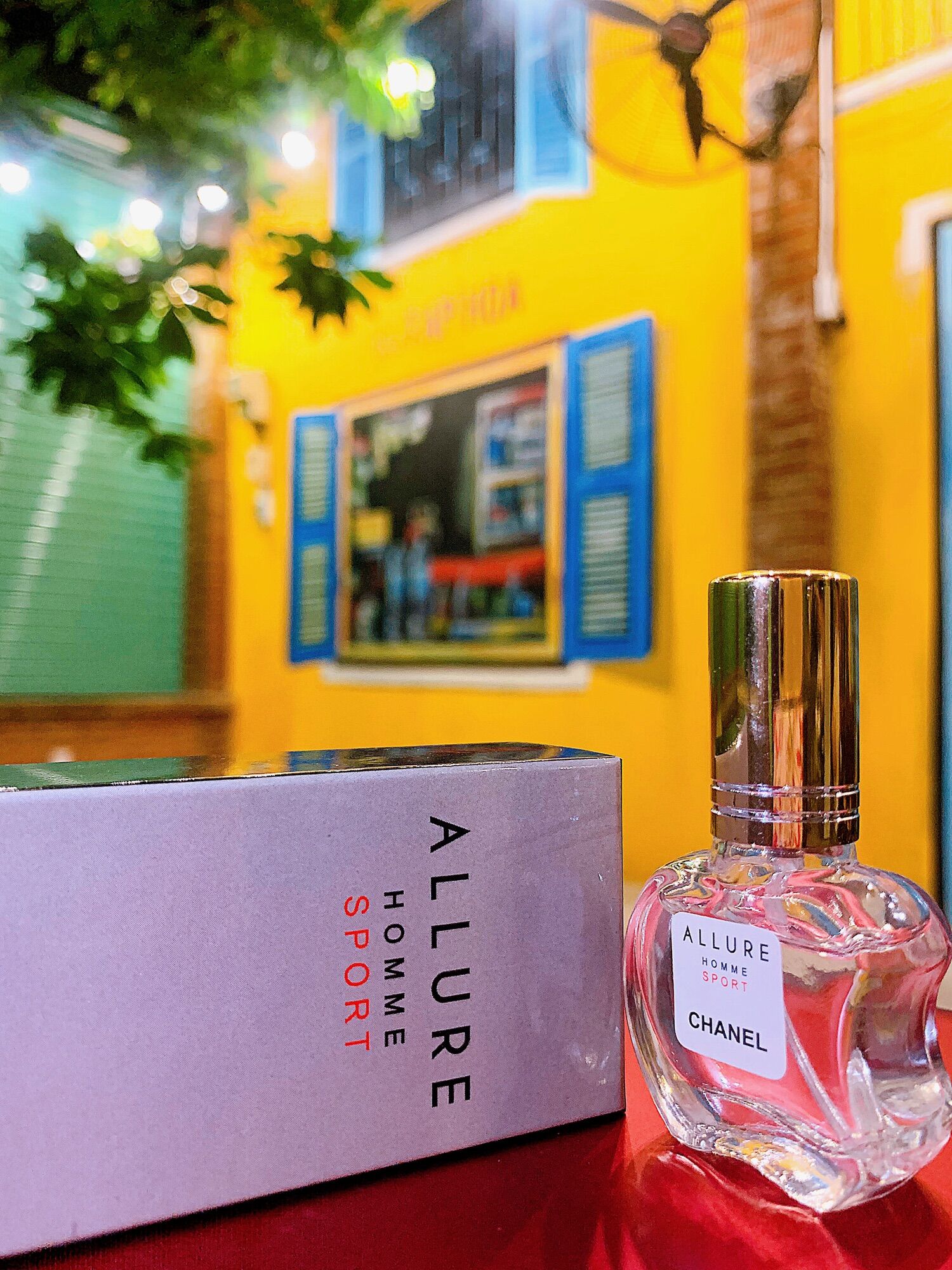 Nước Hoa mini ALLURE HOME SPORT 20ml (Mẫu Táo)