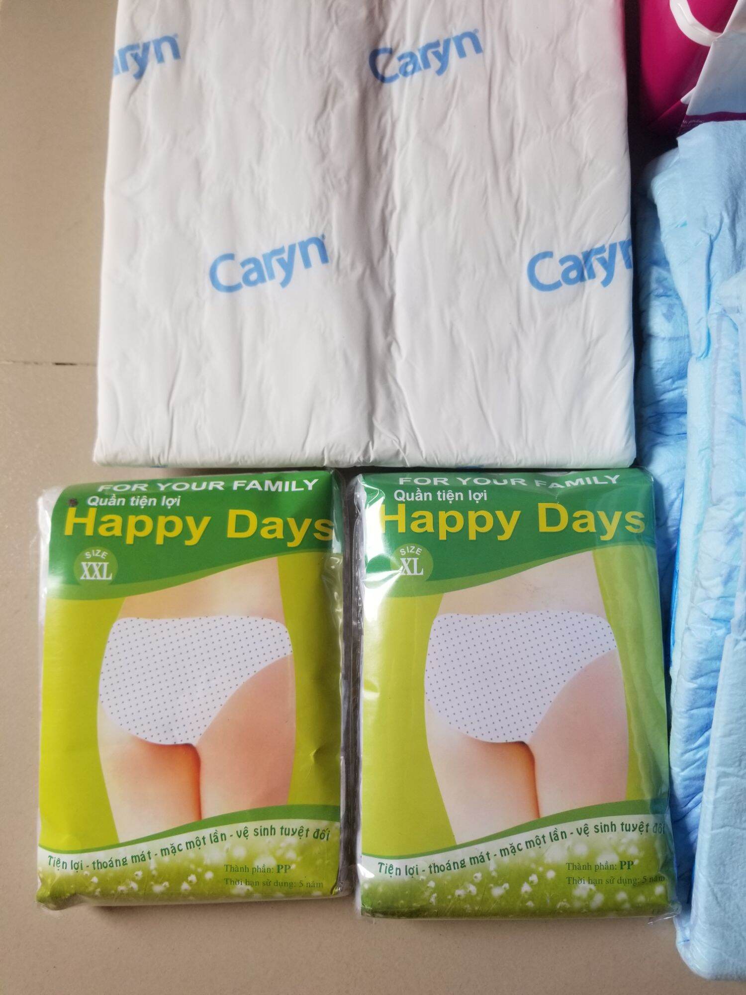 Combo cho mẹ 10 quần giấy +1 mama+ 2 lót sản phụ +2 tã dán người già