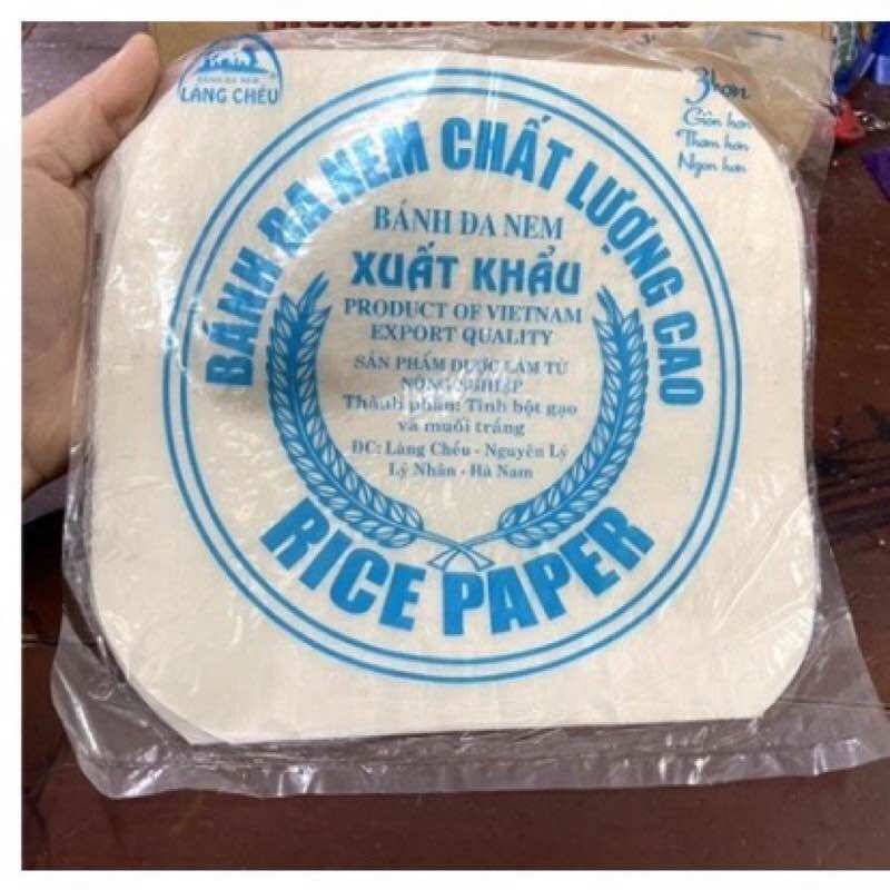 Bánh đa nem làng chều gói