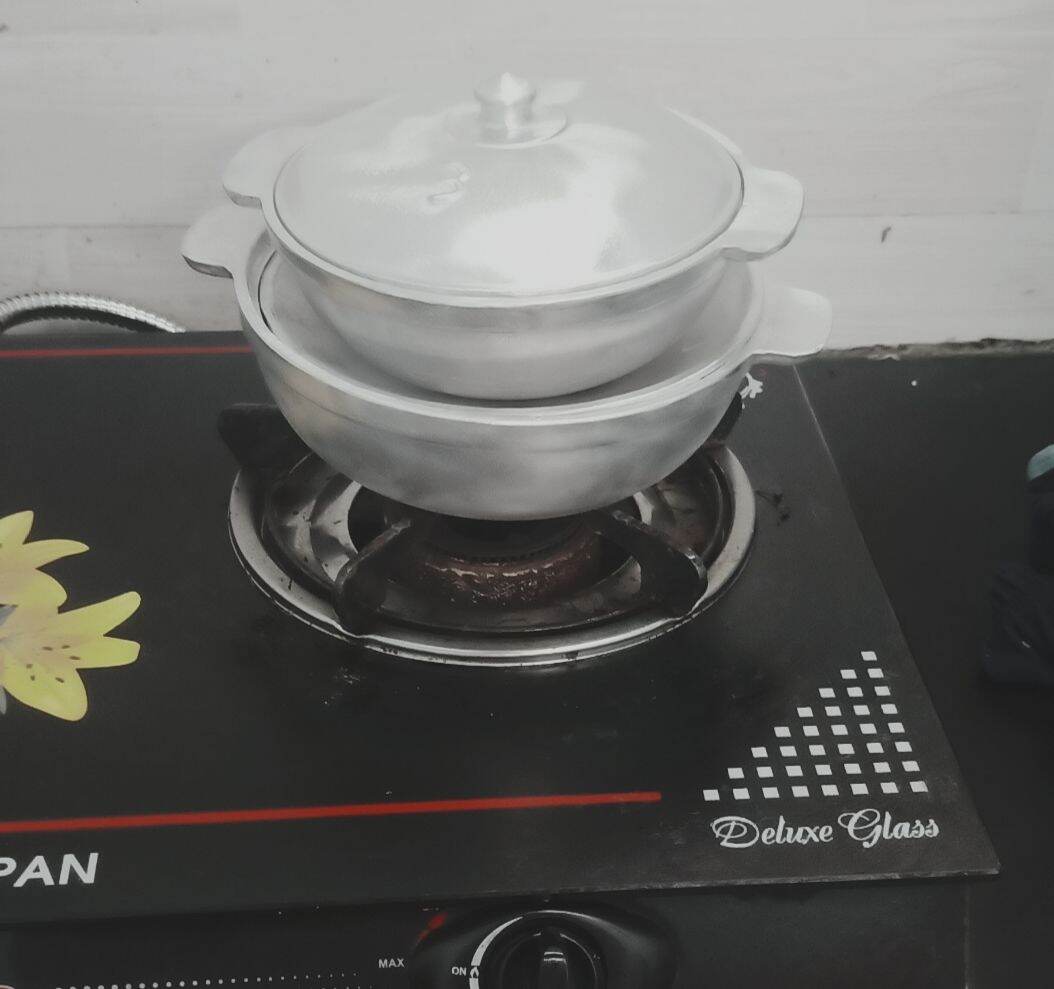 Bộ 2 nồi gang kho tộ đúc bằng thủy lực đường kính 17,5cm+20cm