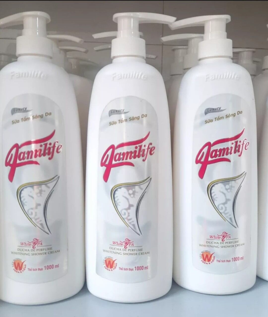 Sửa tắm trắng,dưởng da Familife