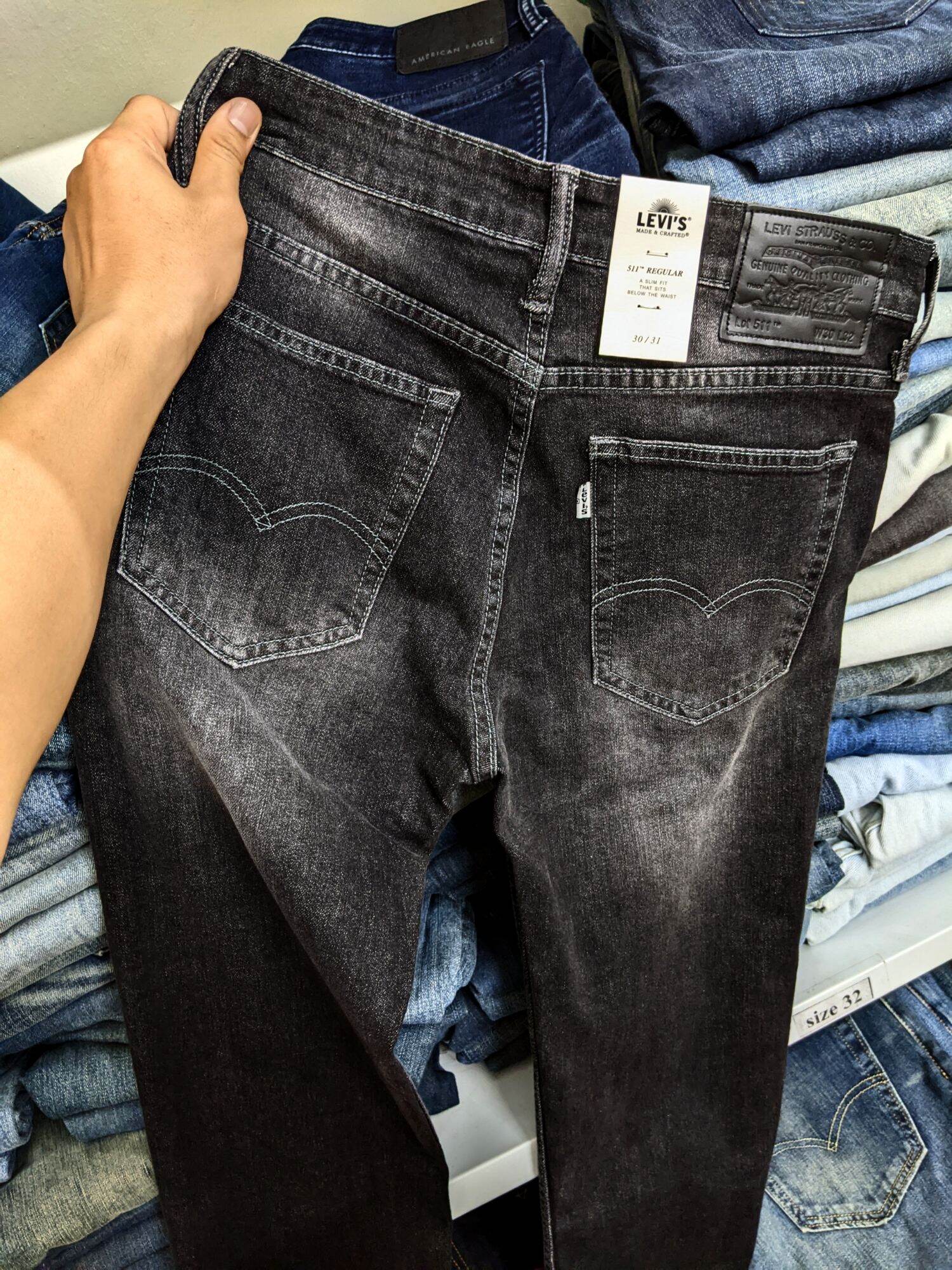 quần jean levis màu đen xám khói