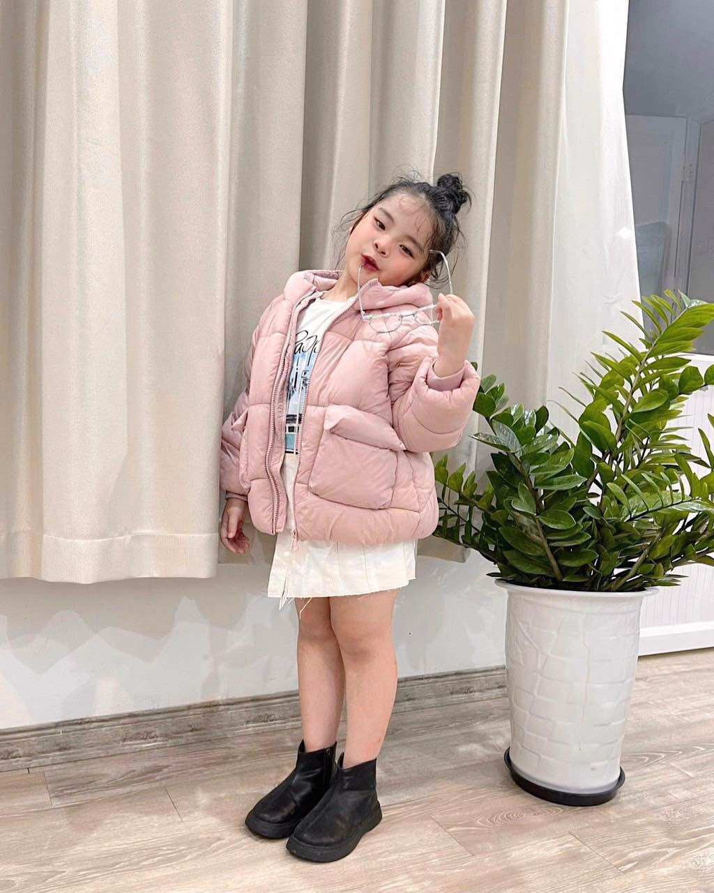 Áo phao kid xuất dư 2 màu đen hồng