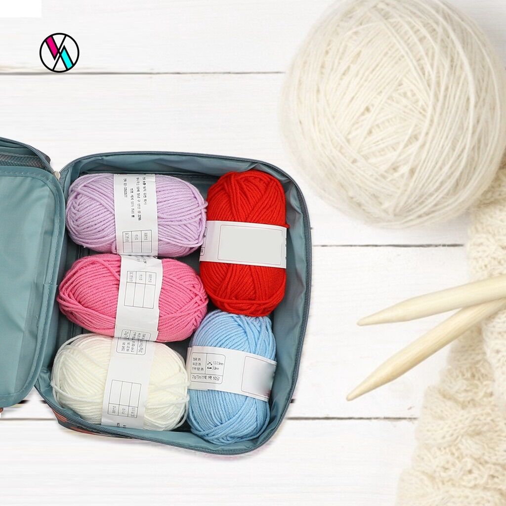 Combo dụng cụ móc len và 5 cuộn len
