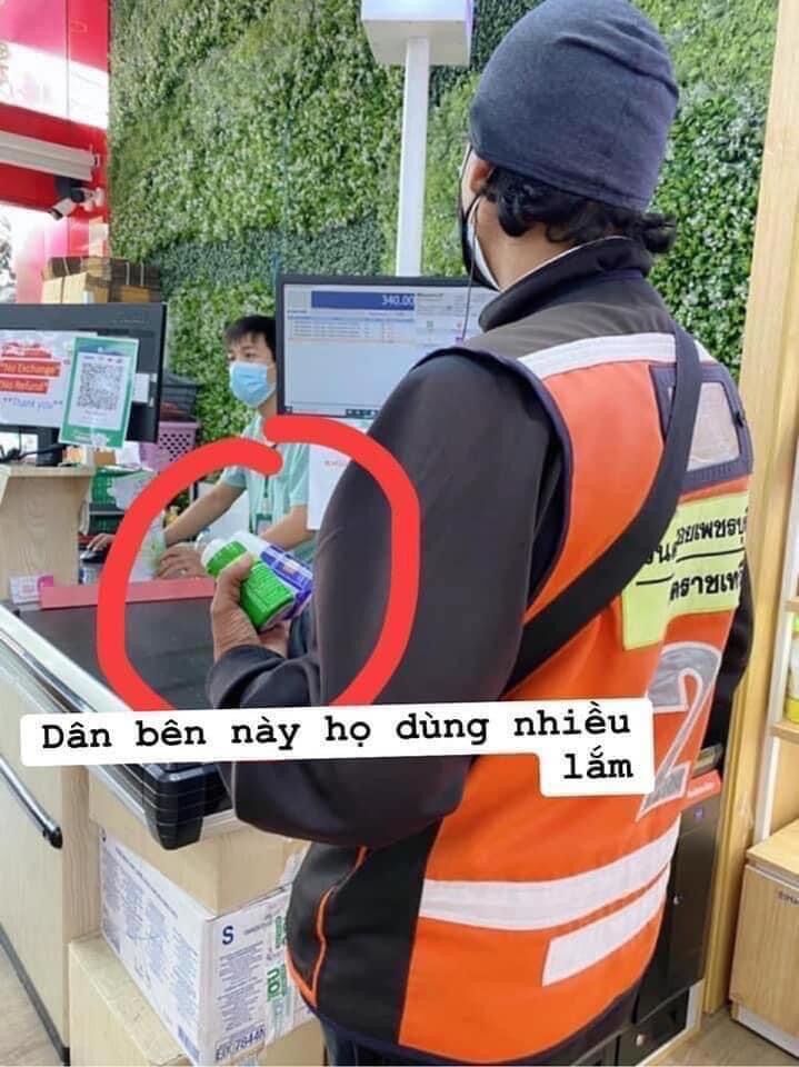bột tẩy trắng răng supaporn thái lan