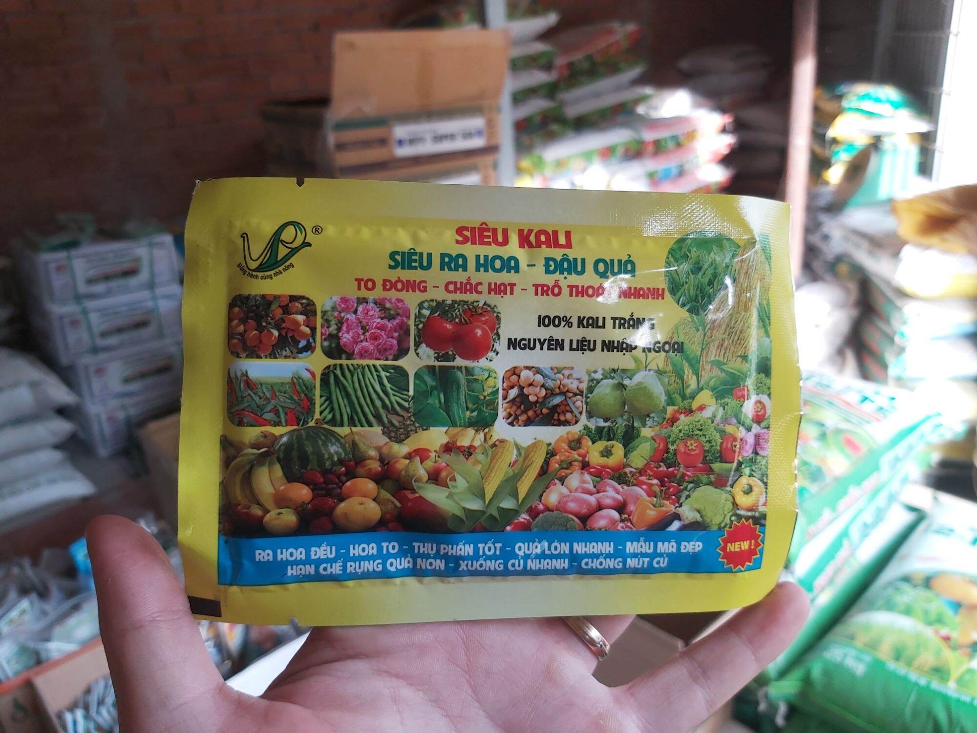 Phân Bón SIÊU KALI Siêu Ra Hoa - Đậu Quả gói 50g