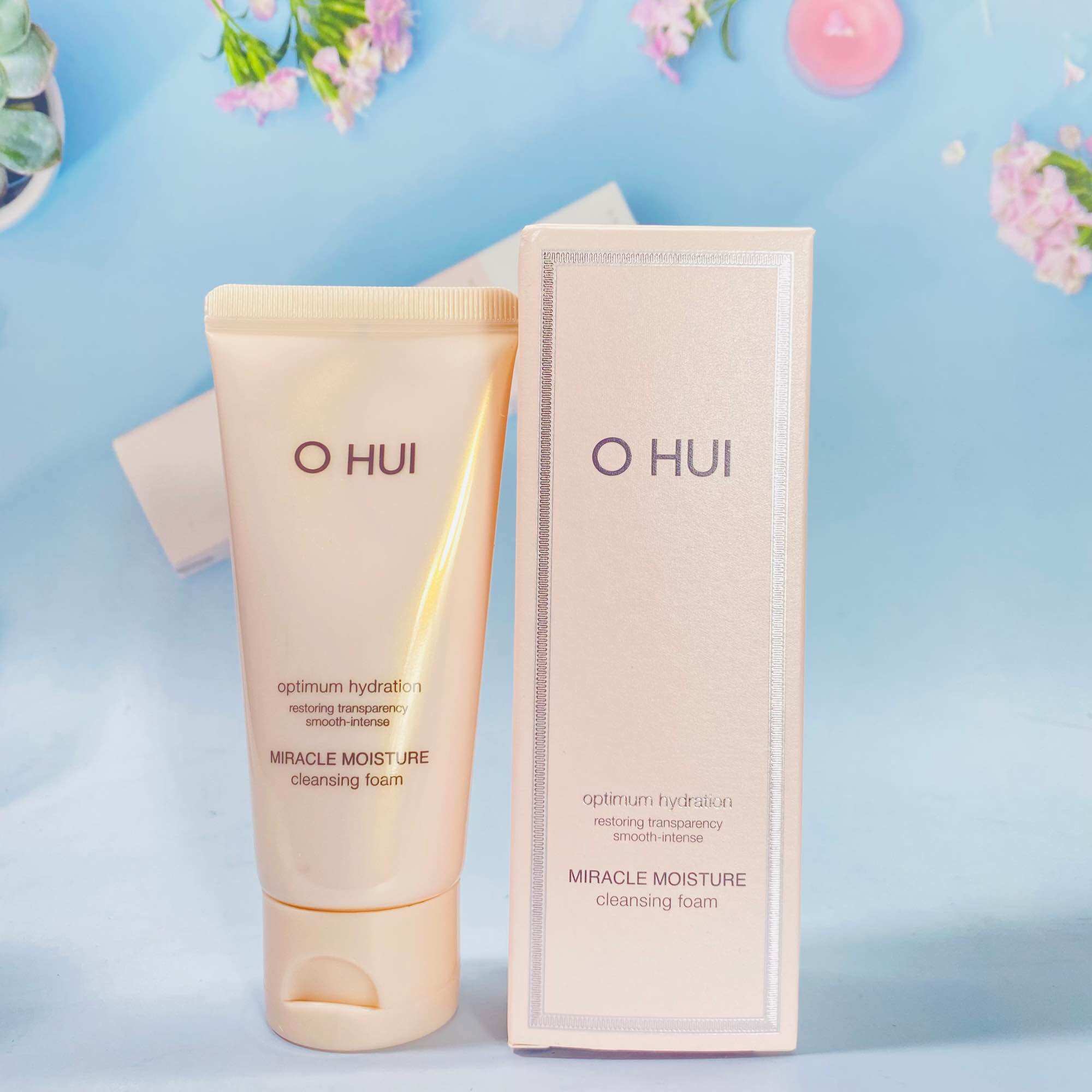 Sữa rửa mặt Ohui Miracle Moisture Cleansing Foam 80ml