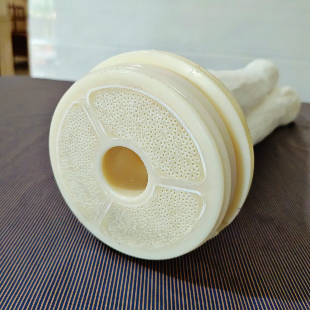 Màng lọc nước UF 2000l/h chất liệu PVDF tuổi thọ màng lọc 5 năm