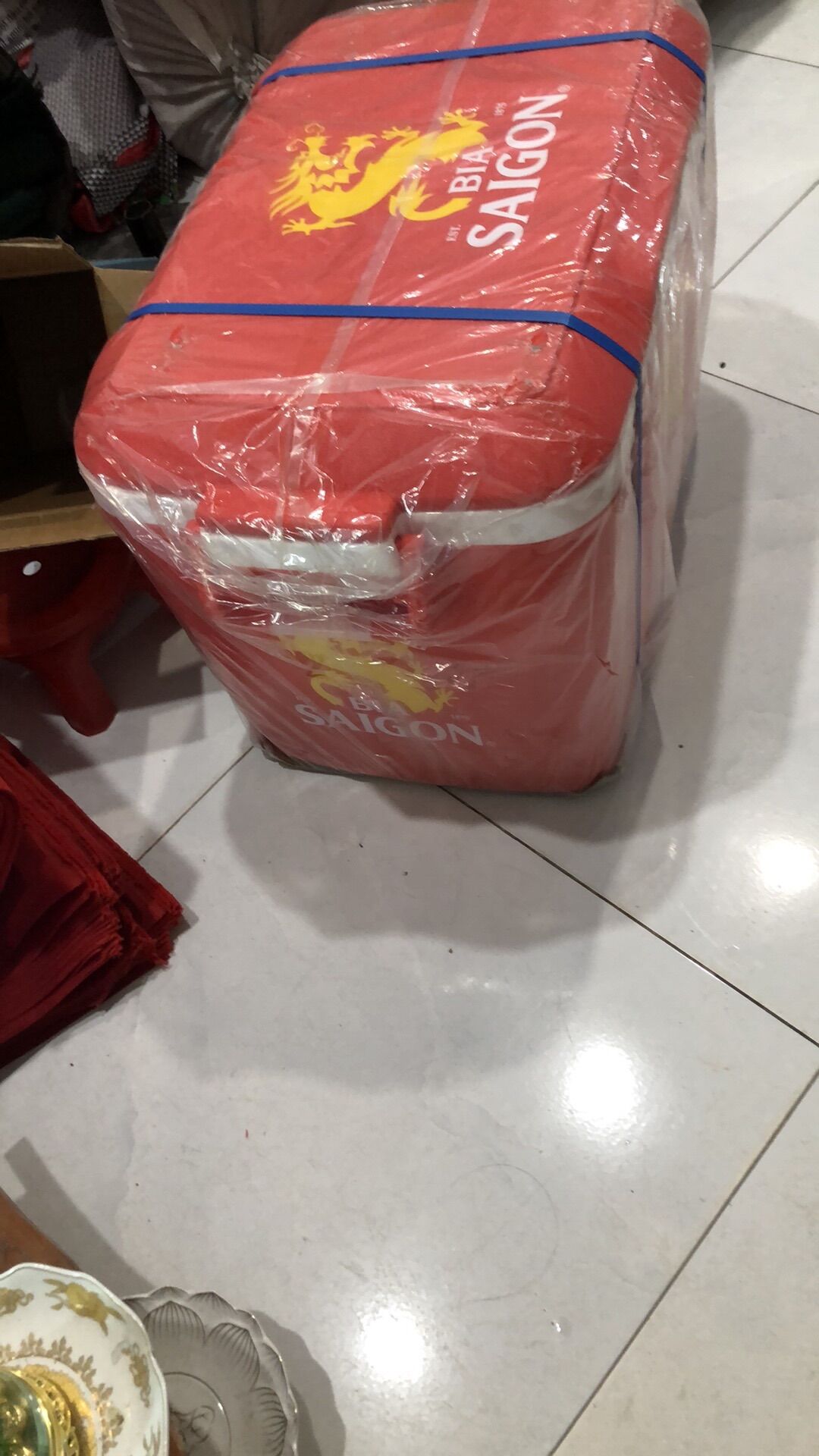Thùng đá 85 lít