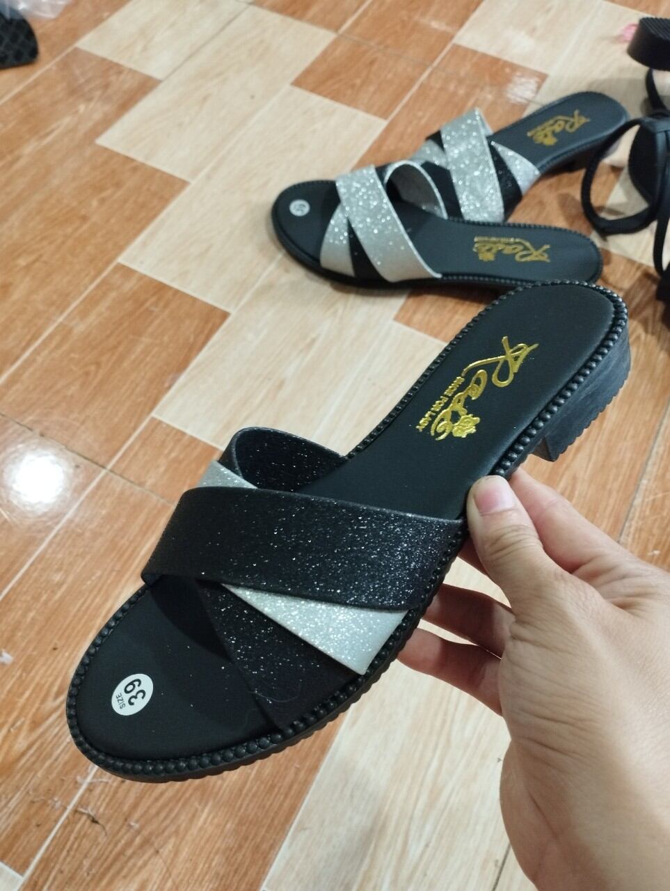 Dép nữ quai chéo 3 dây kim tuyến đế cao 3 phân cực xinh