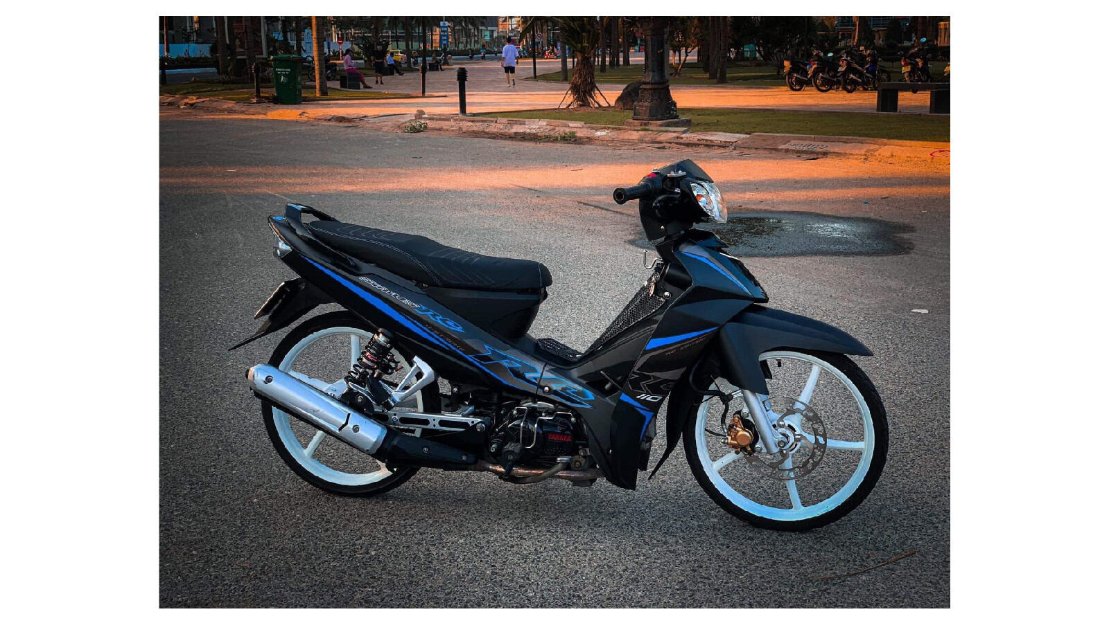 Tem RC sirius chỉ xanh đen xám tặng kèm logo trang trí