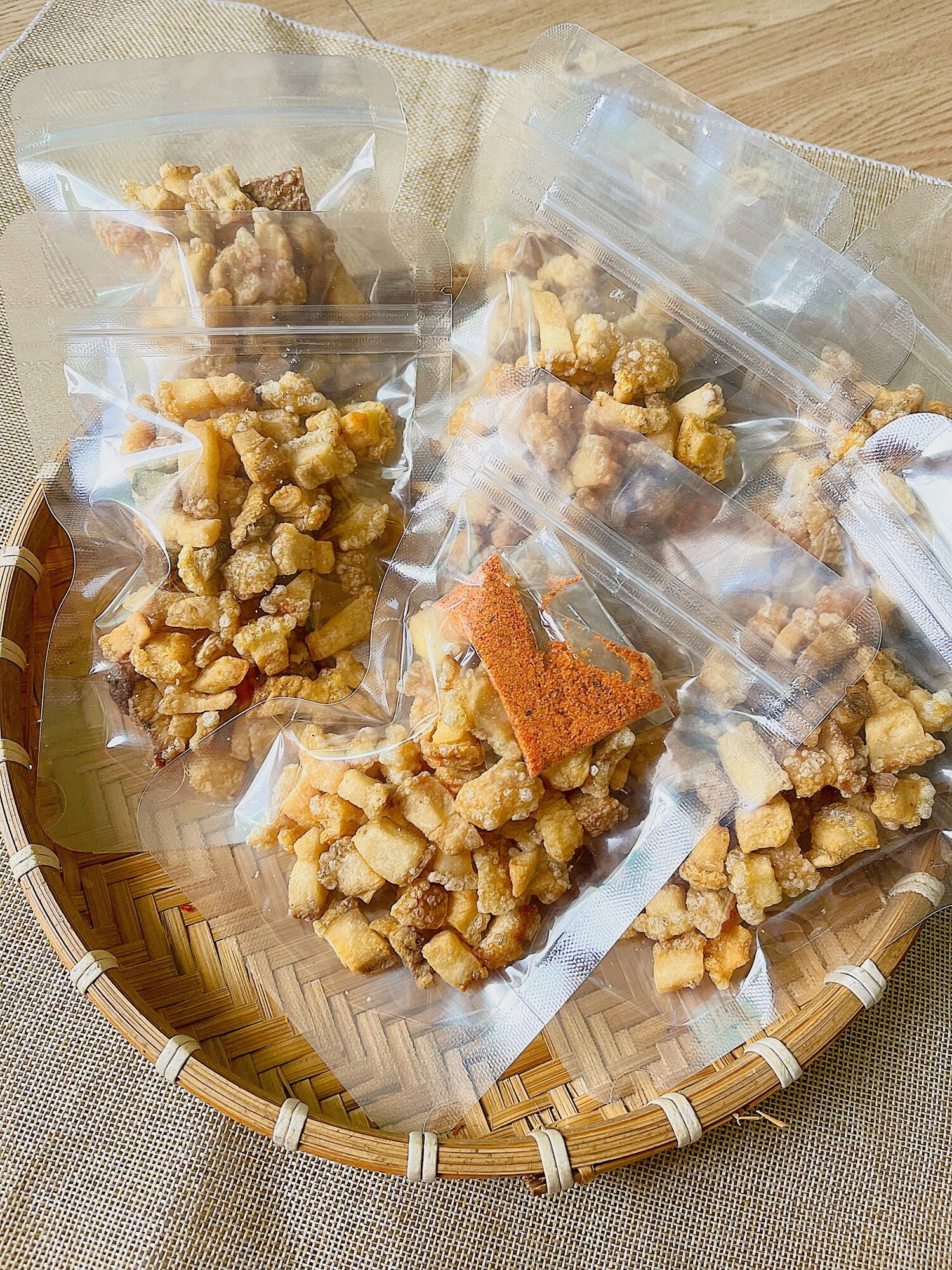 Tóp Mỡ Lắc Muối Tôm 50gr