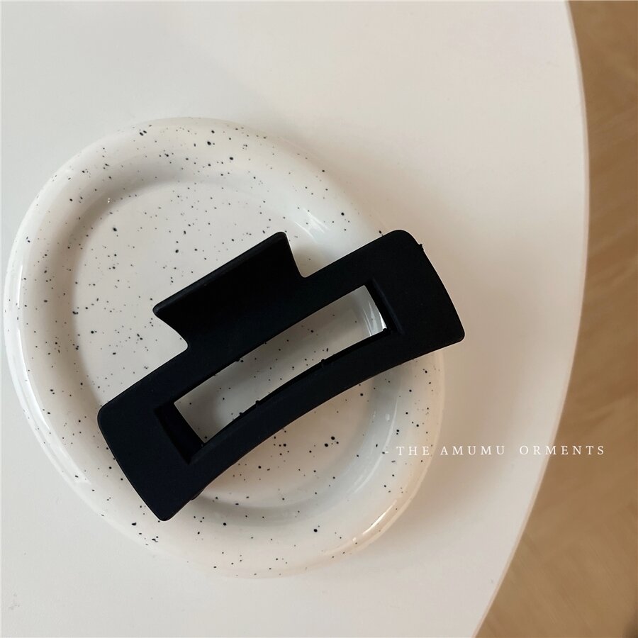 Kẹp càng cua màu đen mặt sương mù cảm giác bóng mờ cao cấp kẹp càng cua đơn giản cổ điển kiểu pháp kẹp cá mập kẹp tóc sau đầu thiếu nữ mới