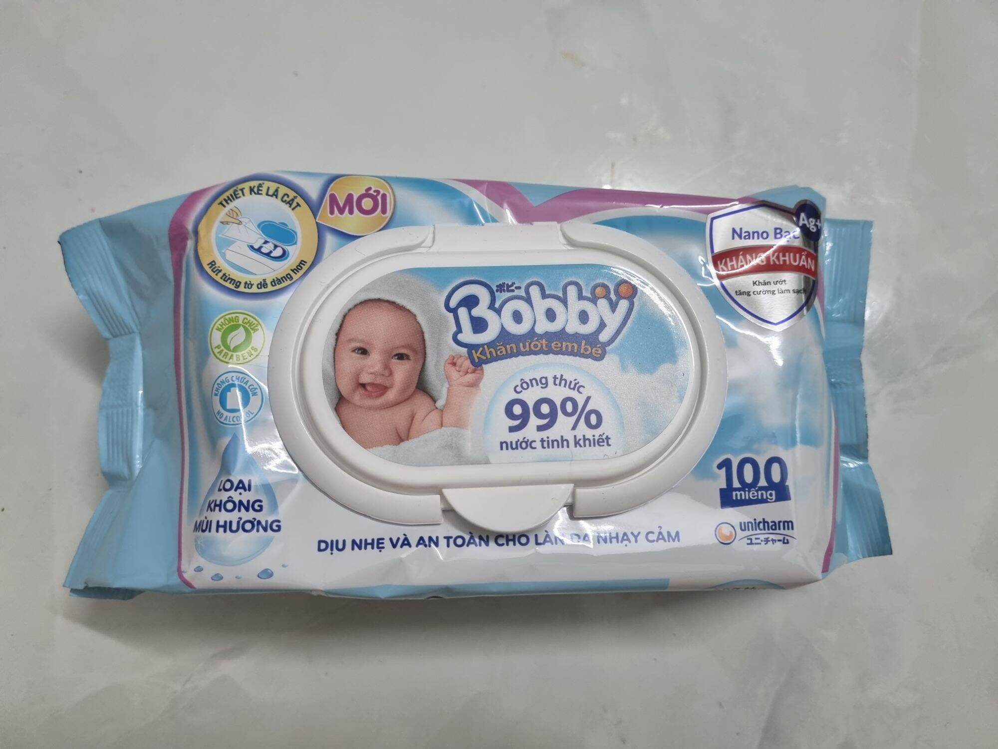 Khăn giấy ướt Bobby 100 tờ không mùi