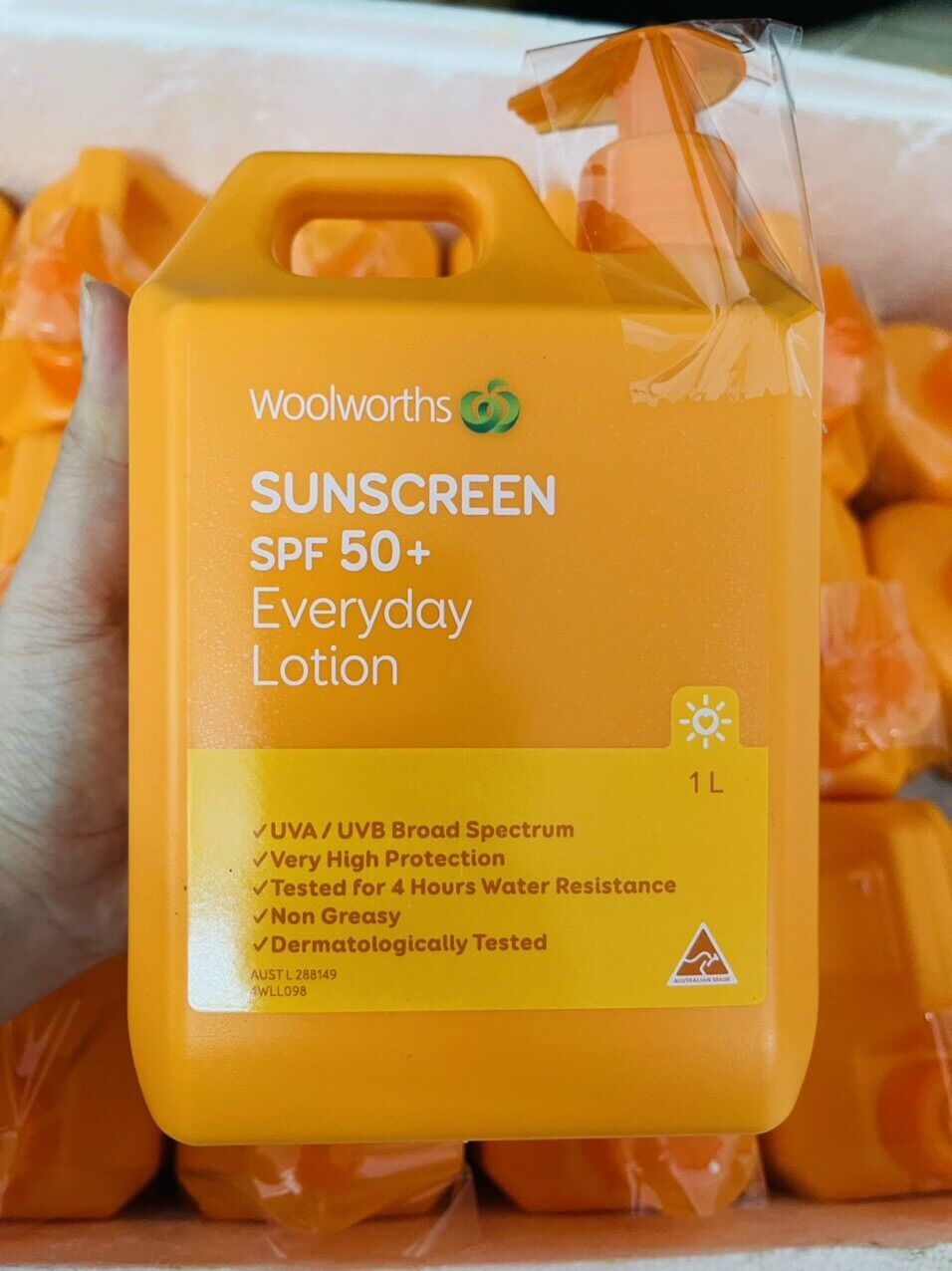 Kem chống nắng Woolworths Everyday Sunscreen SPF 50+