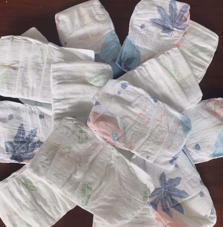 COMBO 100 BỈM DÁN HIPGIG