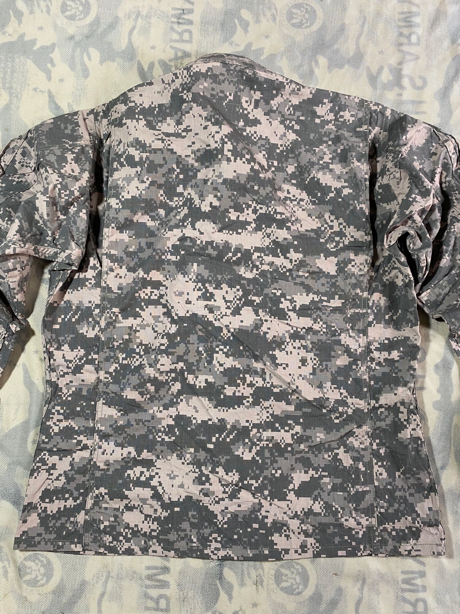 ÁO THUN USA - SIZE NHỎ X SMALL = 40-47KG