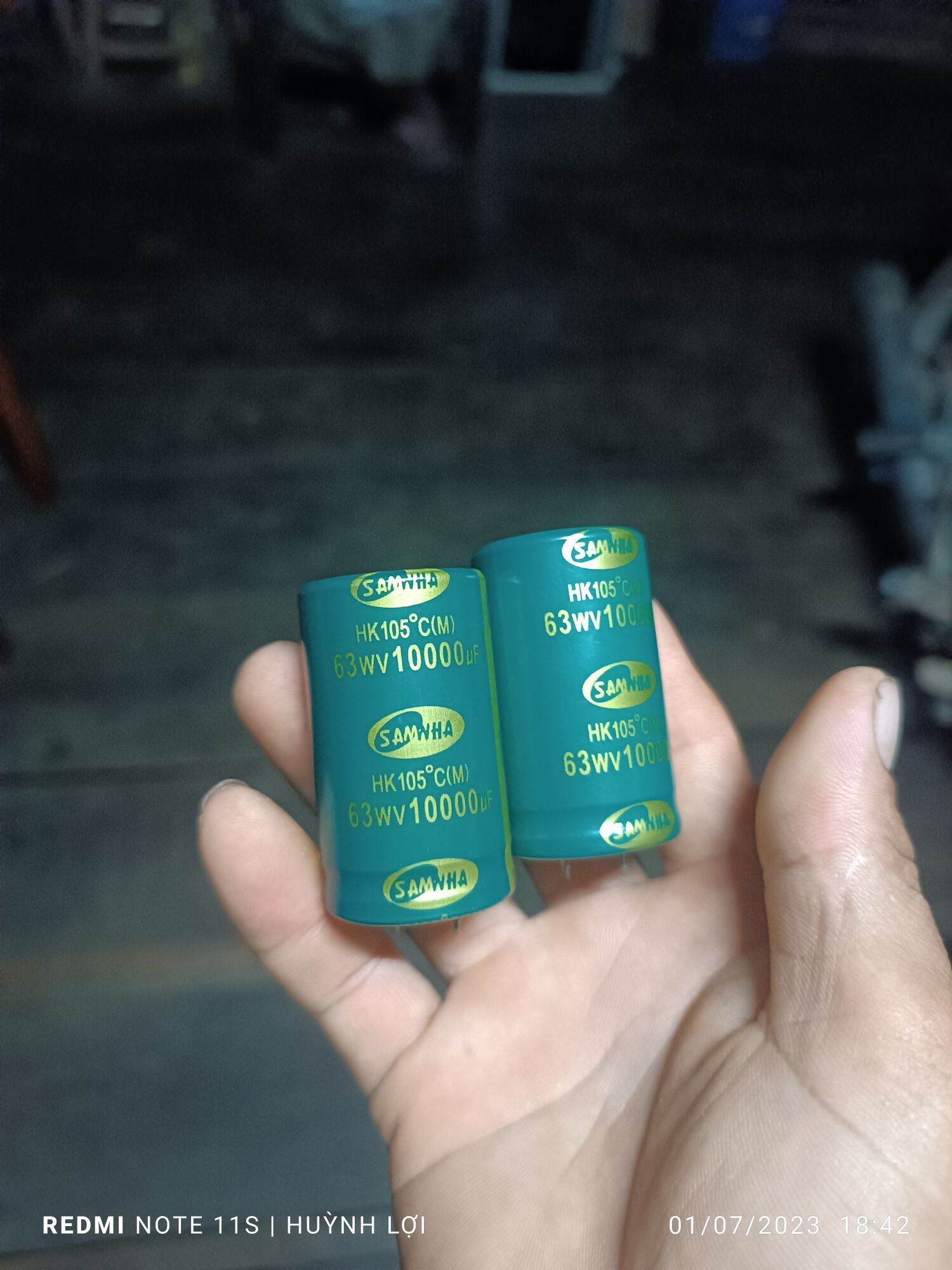 2 tụ lọc nguồn ampli 10000 uf/ 63vdc