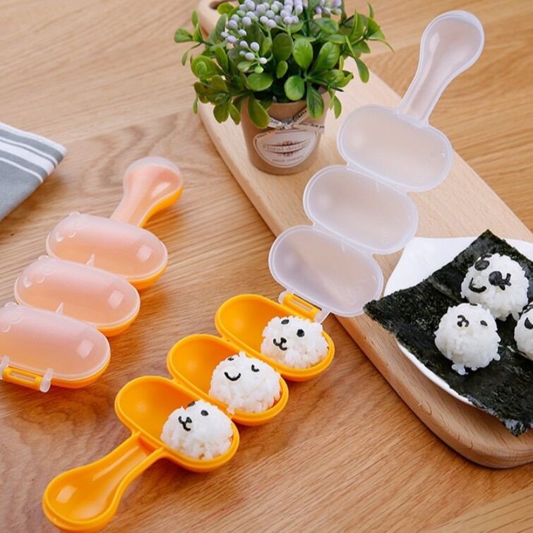 Bộ khuôn lắc cơm viên tròn kèm vá xới cho bé xuất nhật