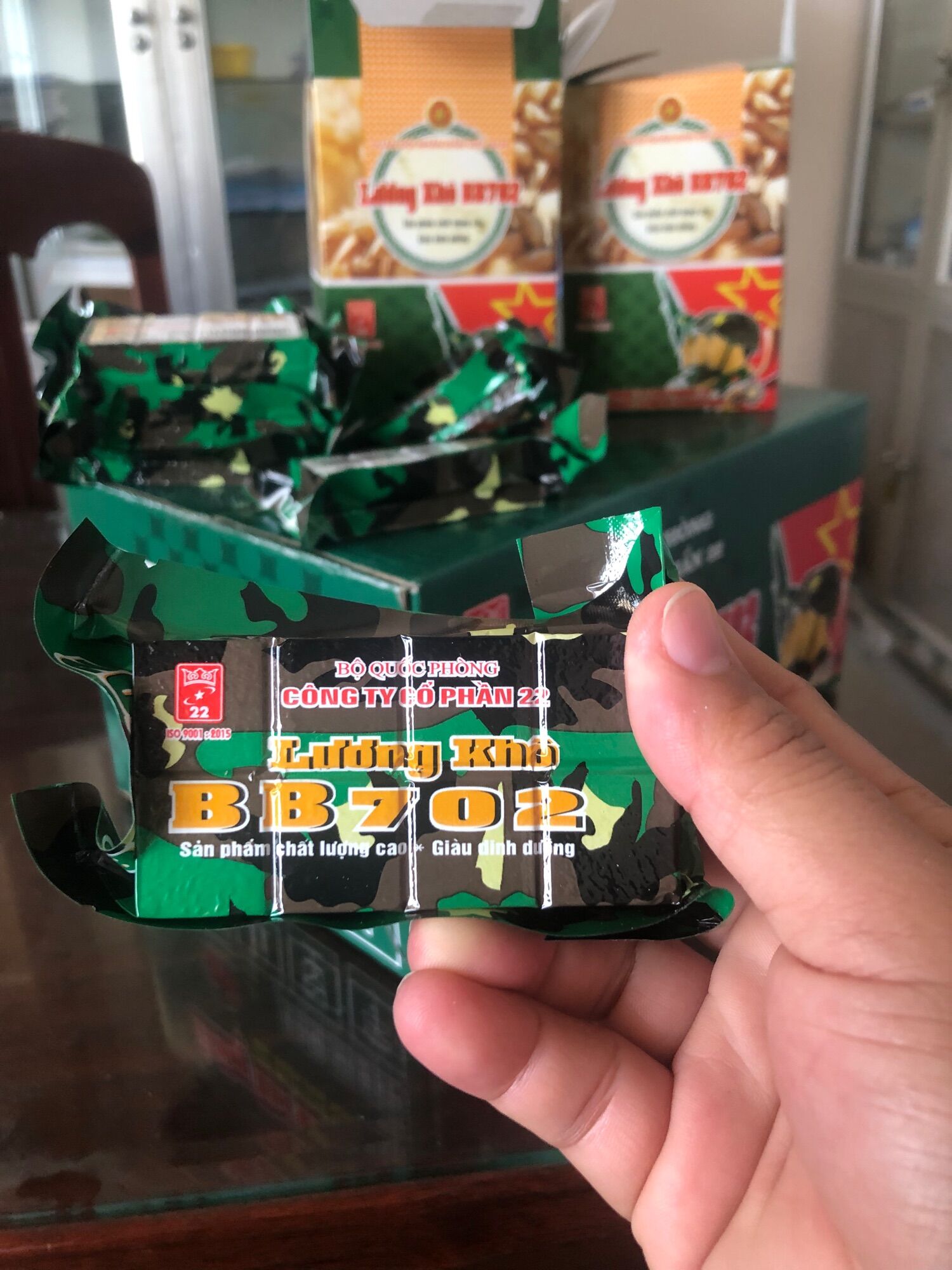 Lương Khô BB702