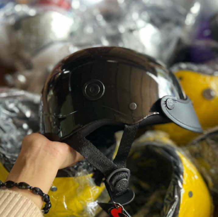 Mũ bảo hiểm nửa đầu nhiều màu sơn bóng