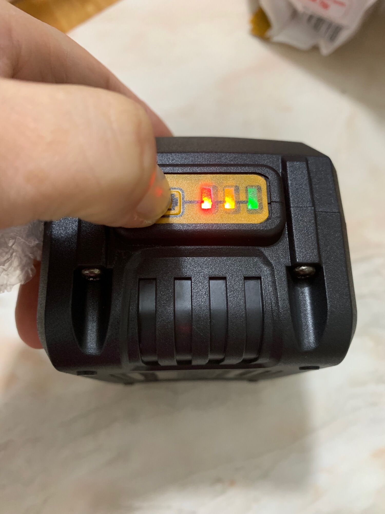 Pin Lithium Lanbiao 20V /4AH- 20V/ 6AH [ Hàng Chính Hãng ]