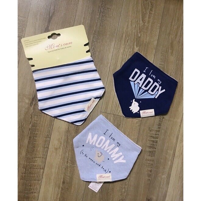 Set 3 yếm tam giác Momcare cho bé