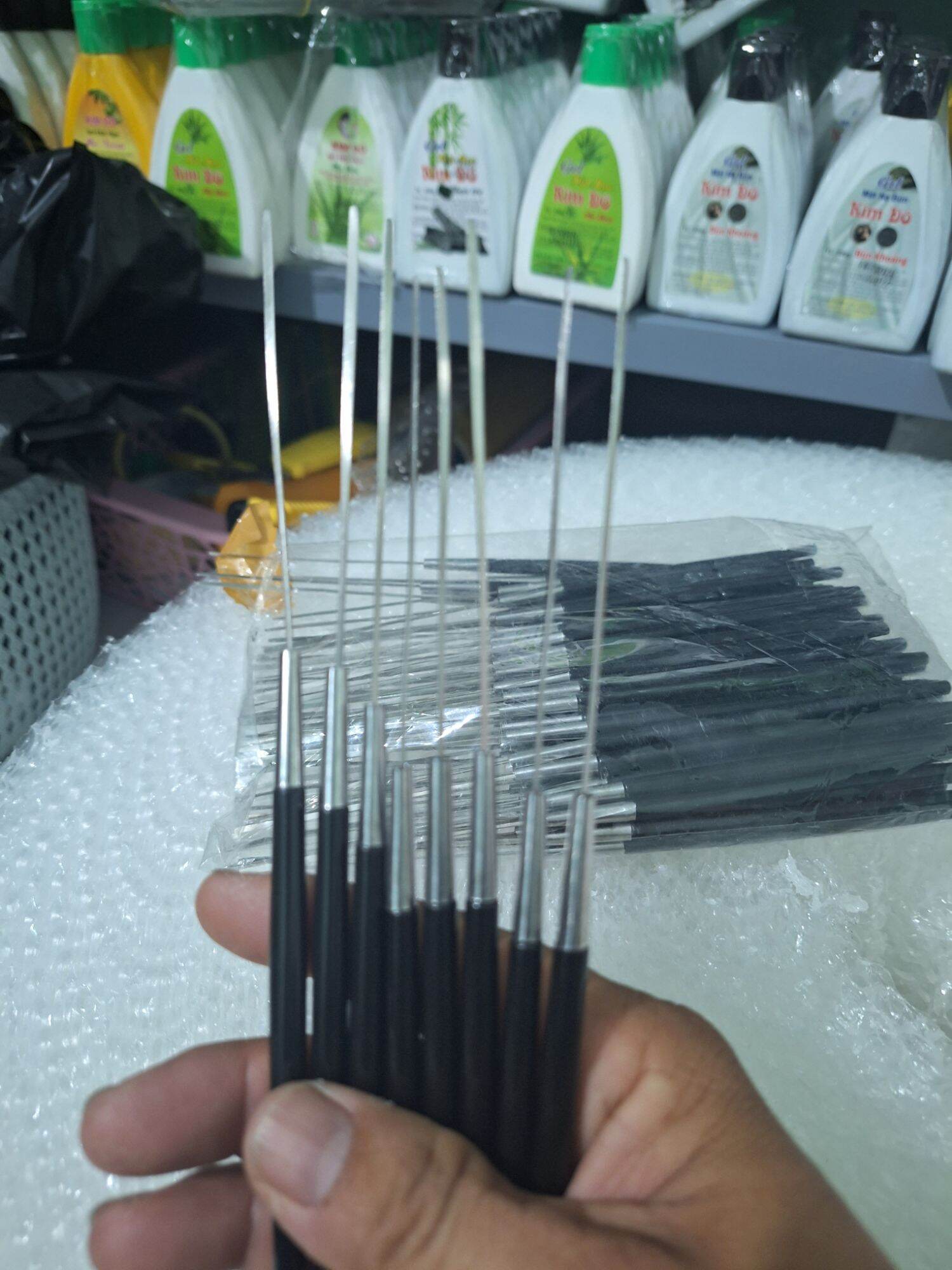 Móc ráy tai inox và  nãy  ráy tai