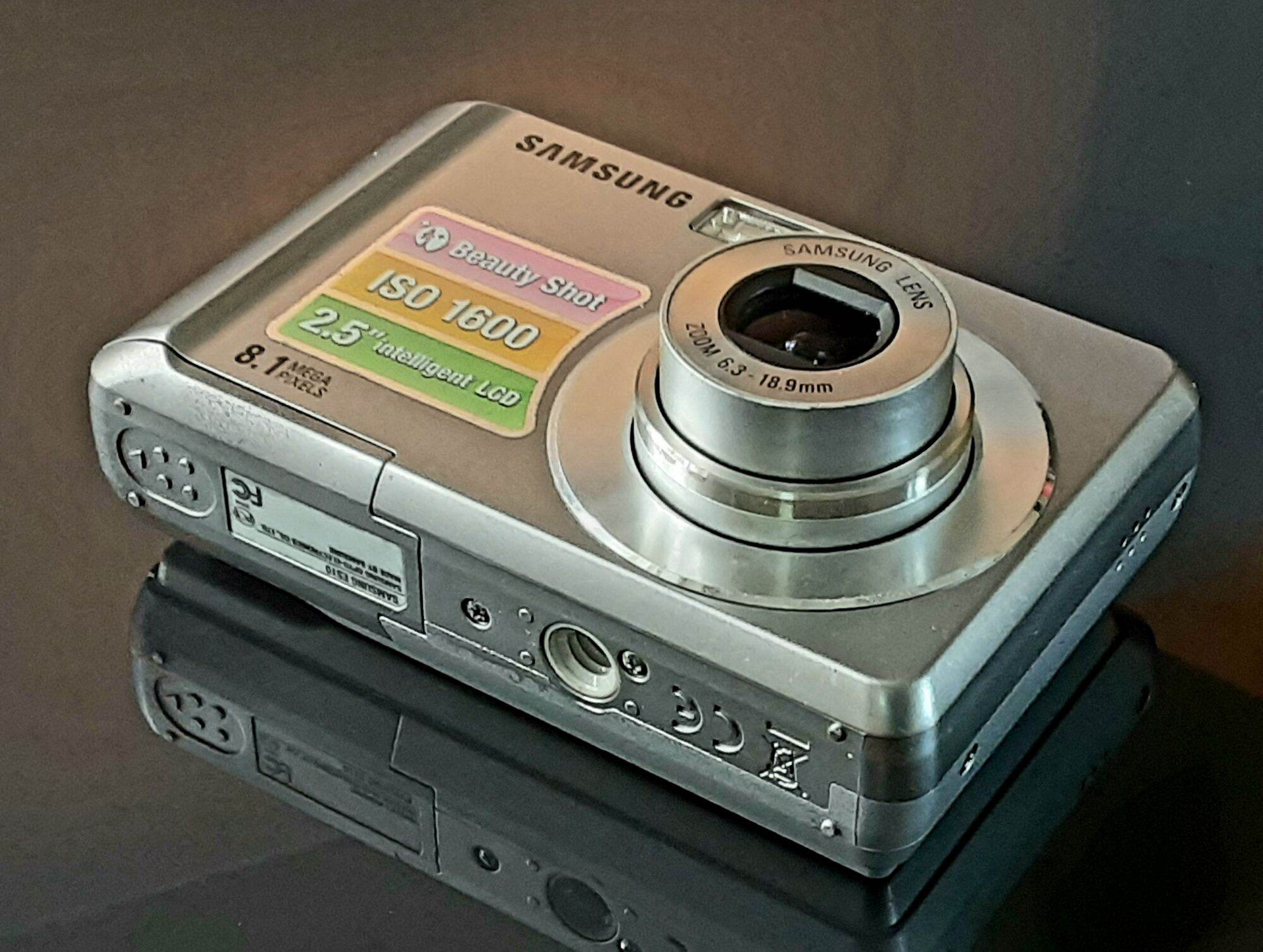 Máy ảnh kts samsung ES10  Vintage