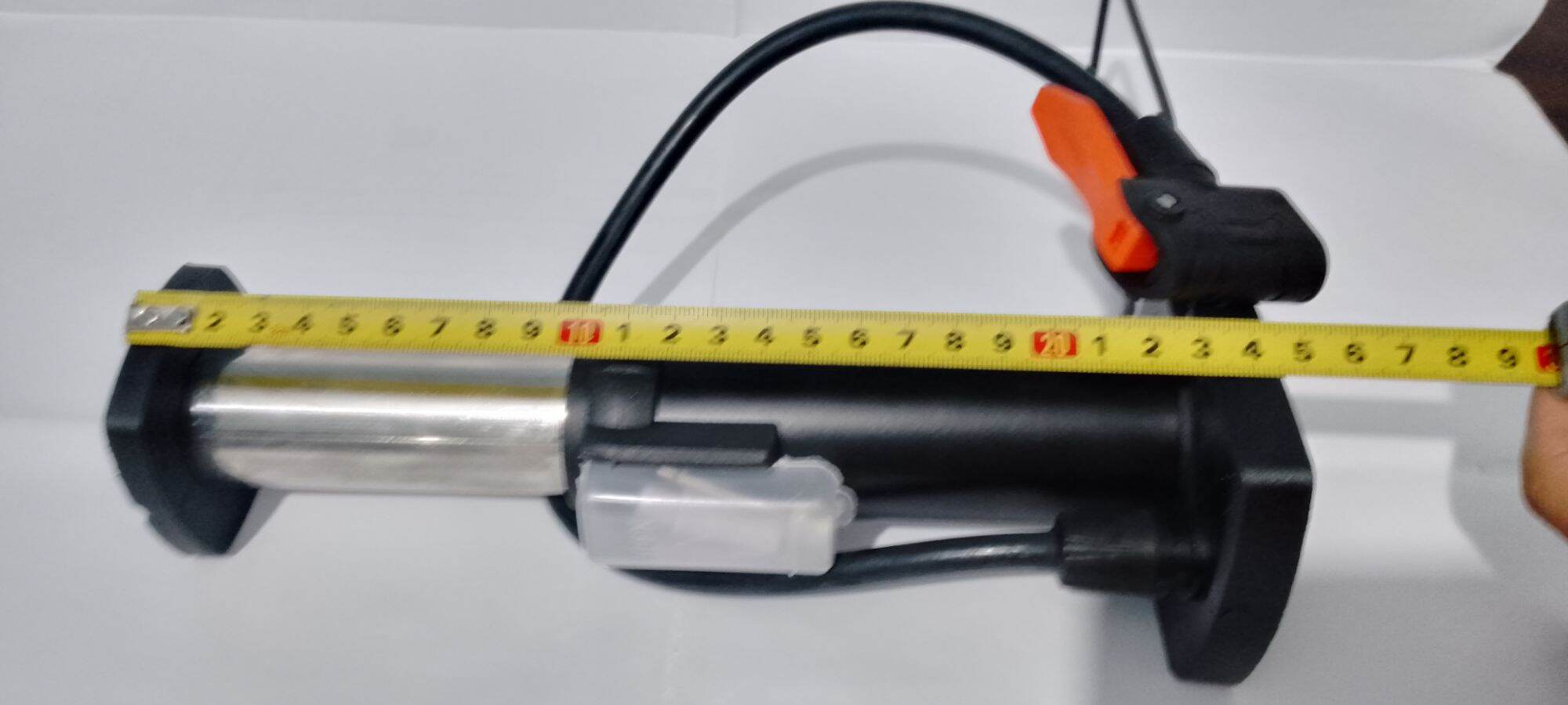 Bơm xe máy xe đạp nhỏ gọn bỏ vừa cốp xe