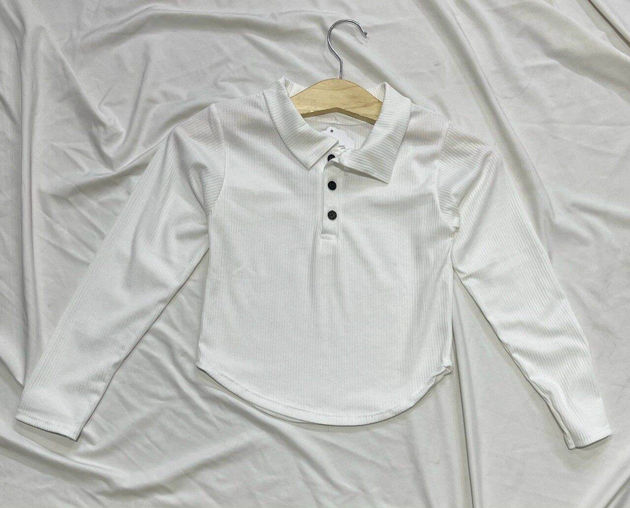 ÁO KIỂU CROPTOP TAY DÀI ĐÍNH NÚT