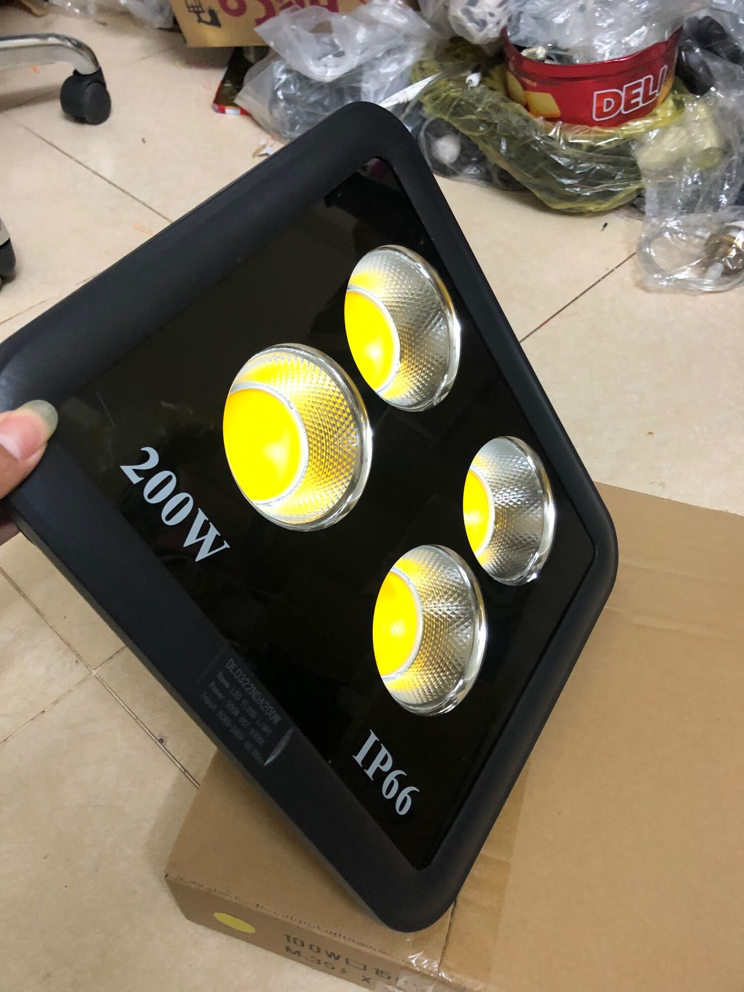 Đèn pha LED chiếu sâu (Pha cốc) 200W Đèn Pha Led 200W - ĐÈN PHA CỐC/LY 200W IP66 Chip Led COB