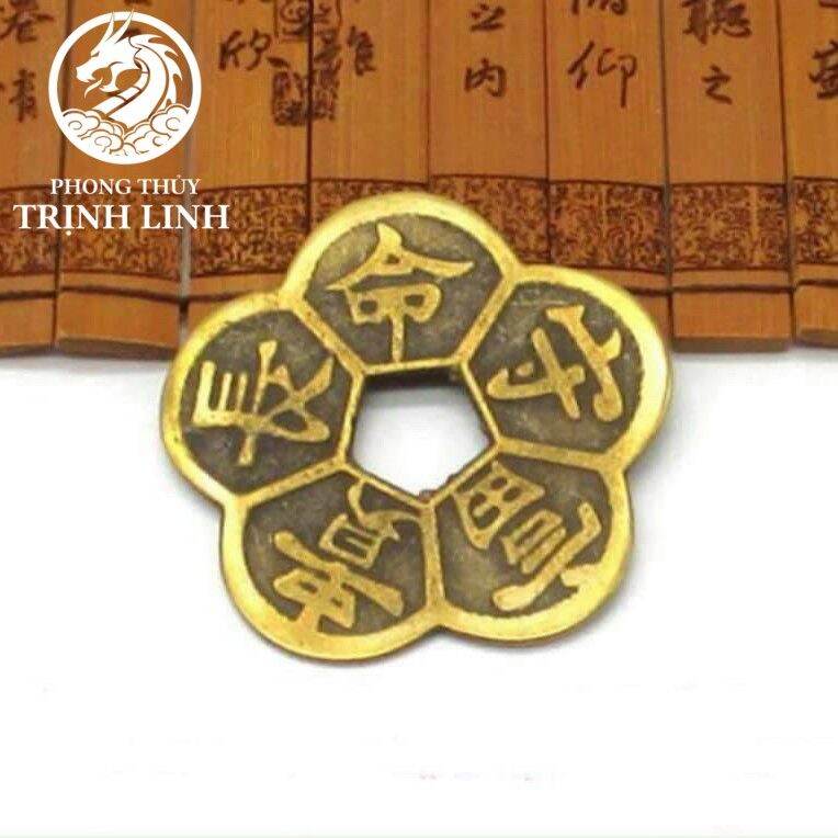 Đồng xu hoa mai tài lộc