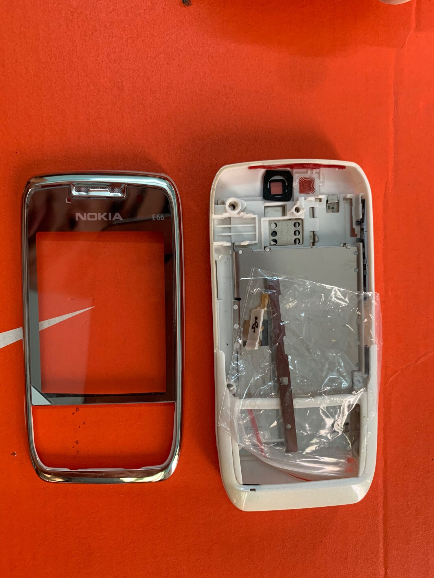 Vỏ nokia E66