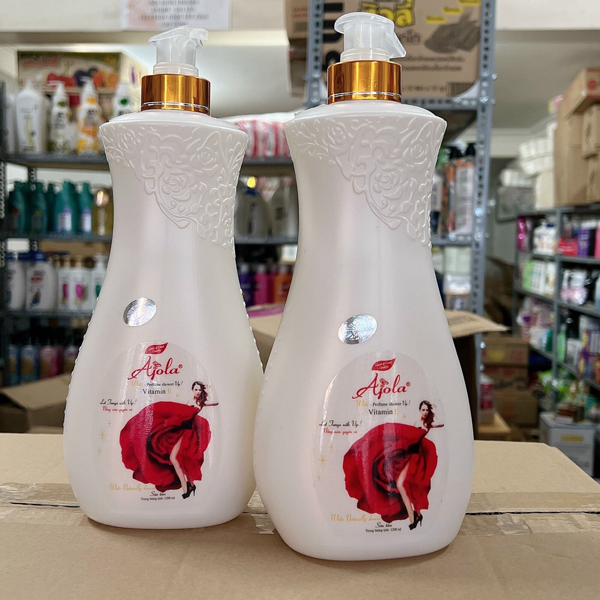 Sữa tắm trắng da salome ☘ 1000ml hương nước hoa hàng việt nam chính hãng 100%