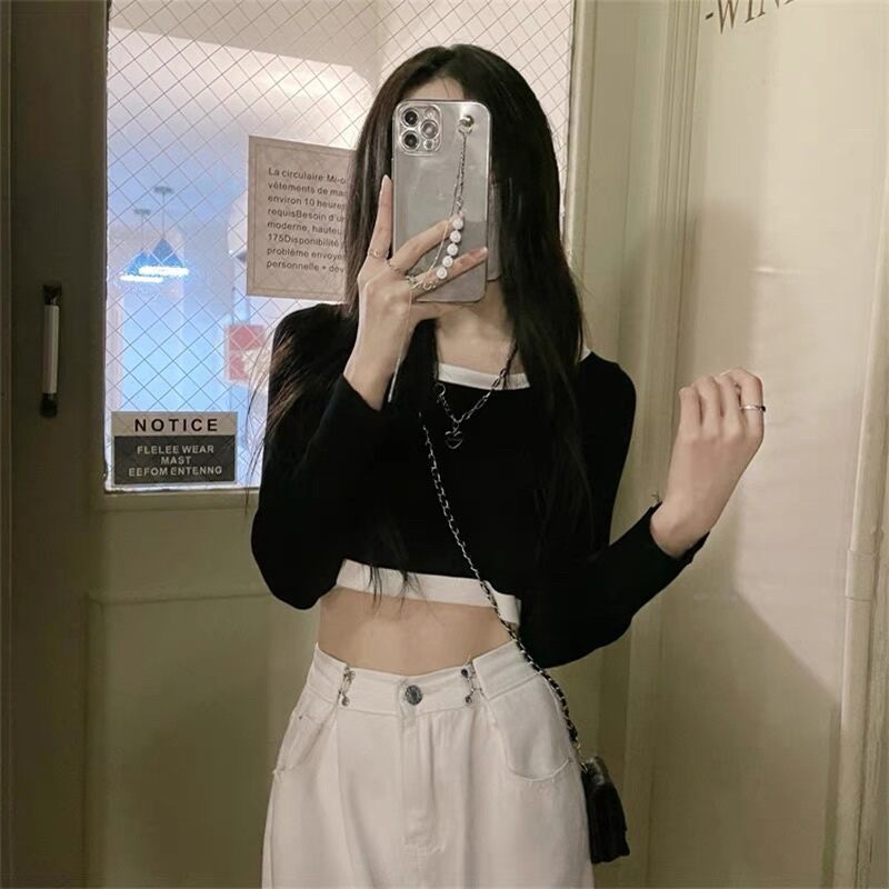 Áo croptop tay dài cổ tròn