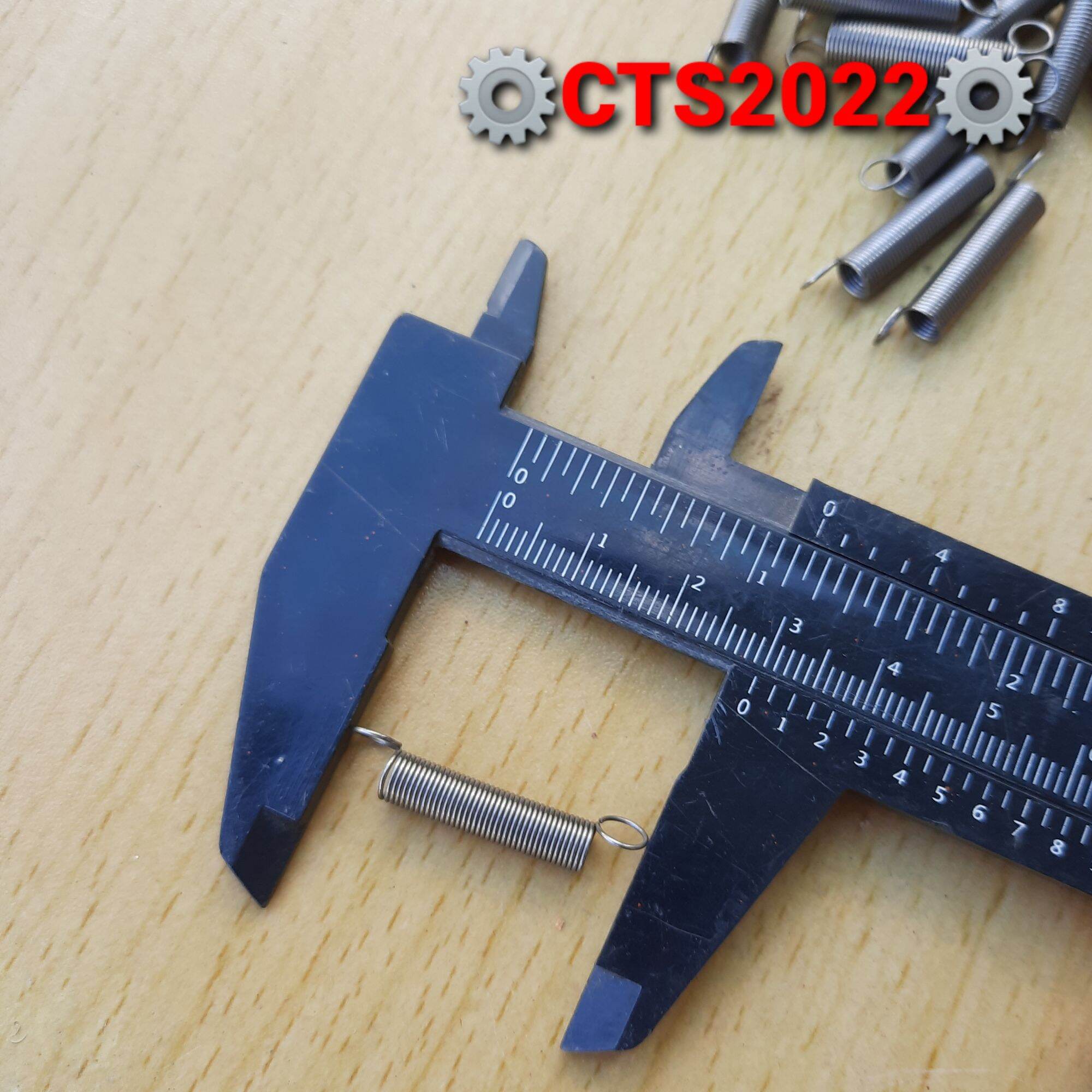 Lò xo kéo thép phi 5mm sợi 0.5mm