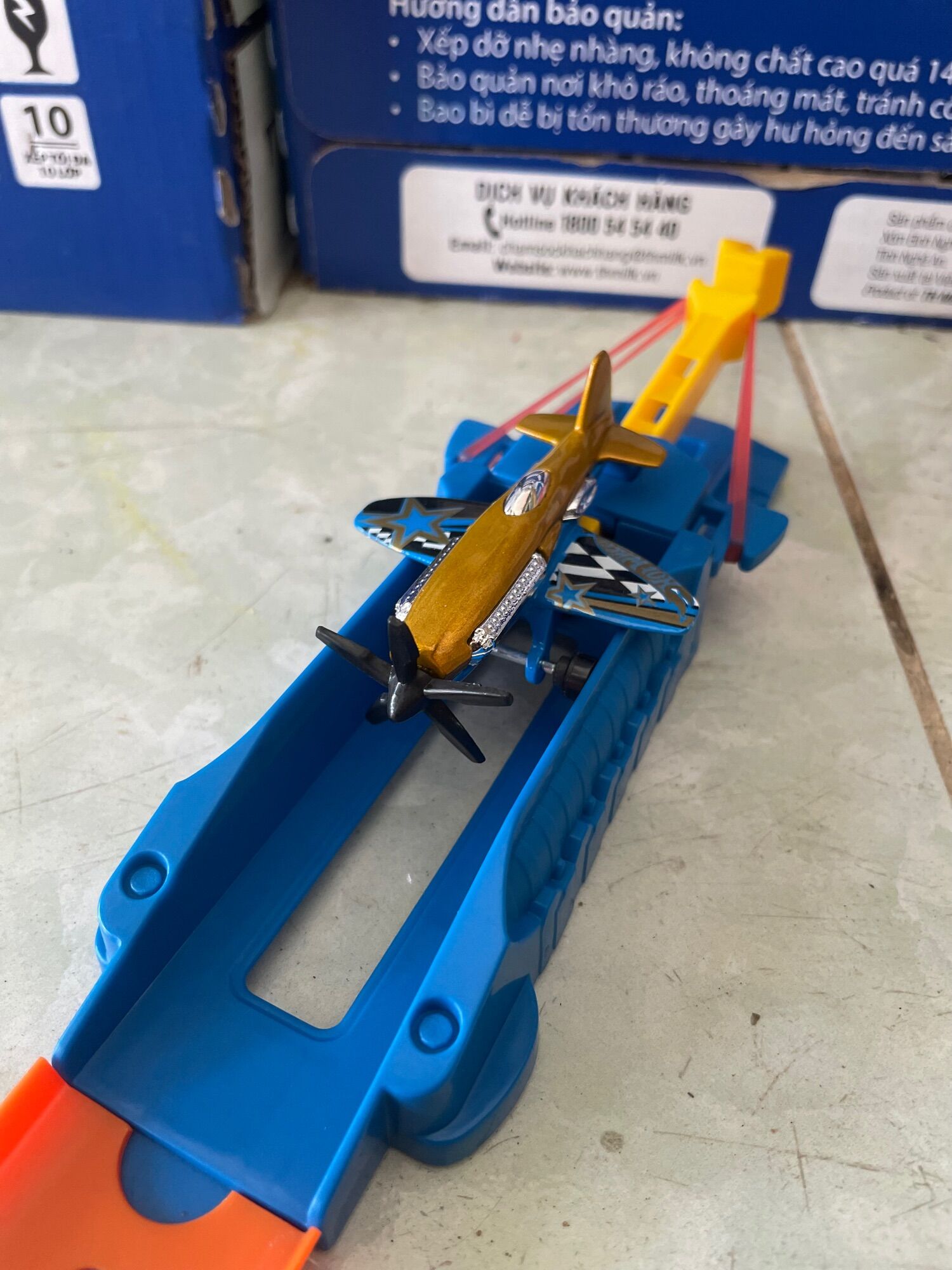 ——Combo 2 bộ đồ chơi đường đua di động Hotwheels 59k