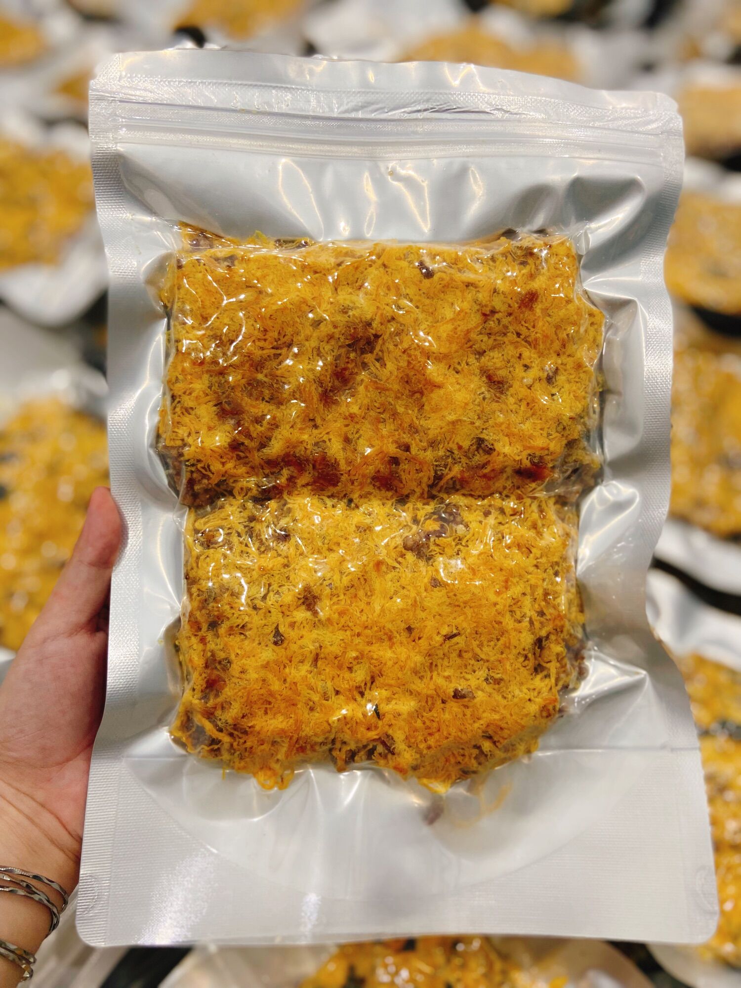 Cơm cháy gạo lứt chà bông rong biển 250g