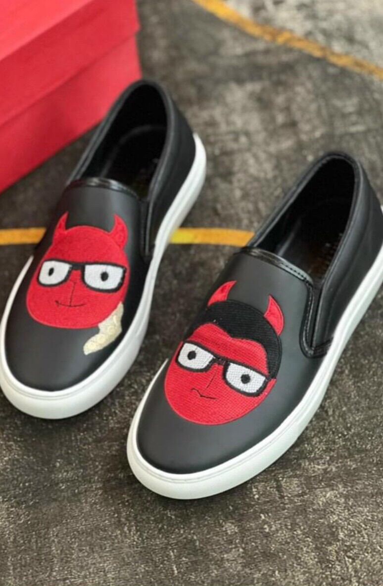 Giày dg quỷ đỏ