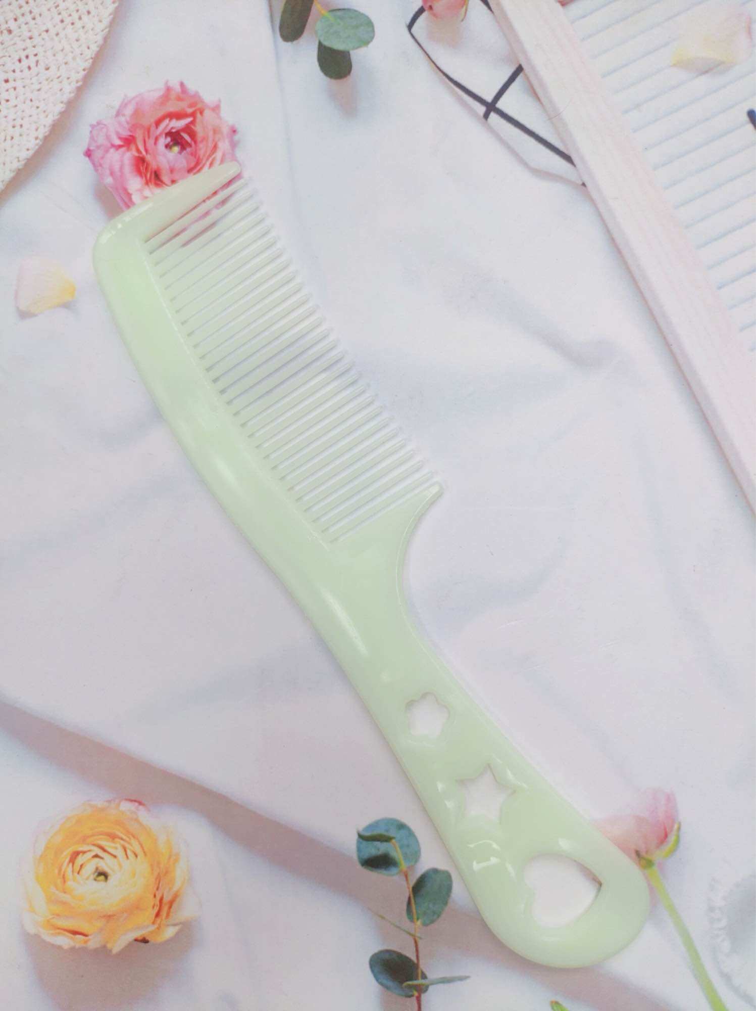Lược chải tóc mini bỏ túi lược hình tim