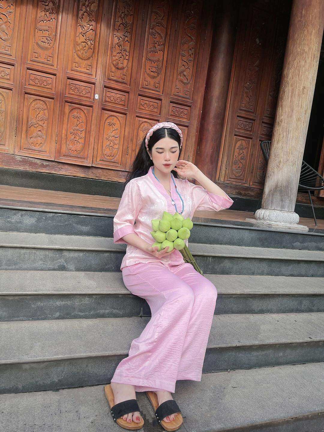 ĐỒ LAM ĐI CHÙA MẪU NỮ BÀ LAI CAO CẤP VẢI LỤA GẤM CAO CẤP