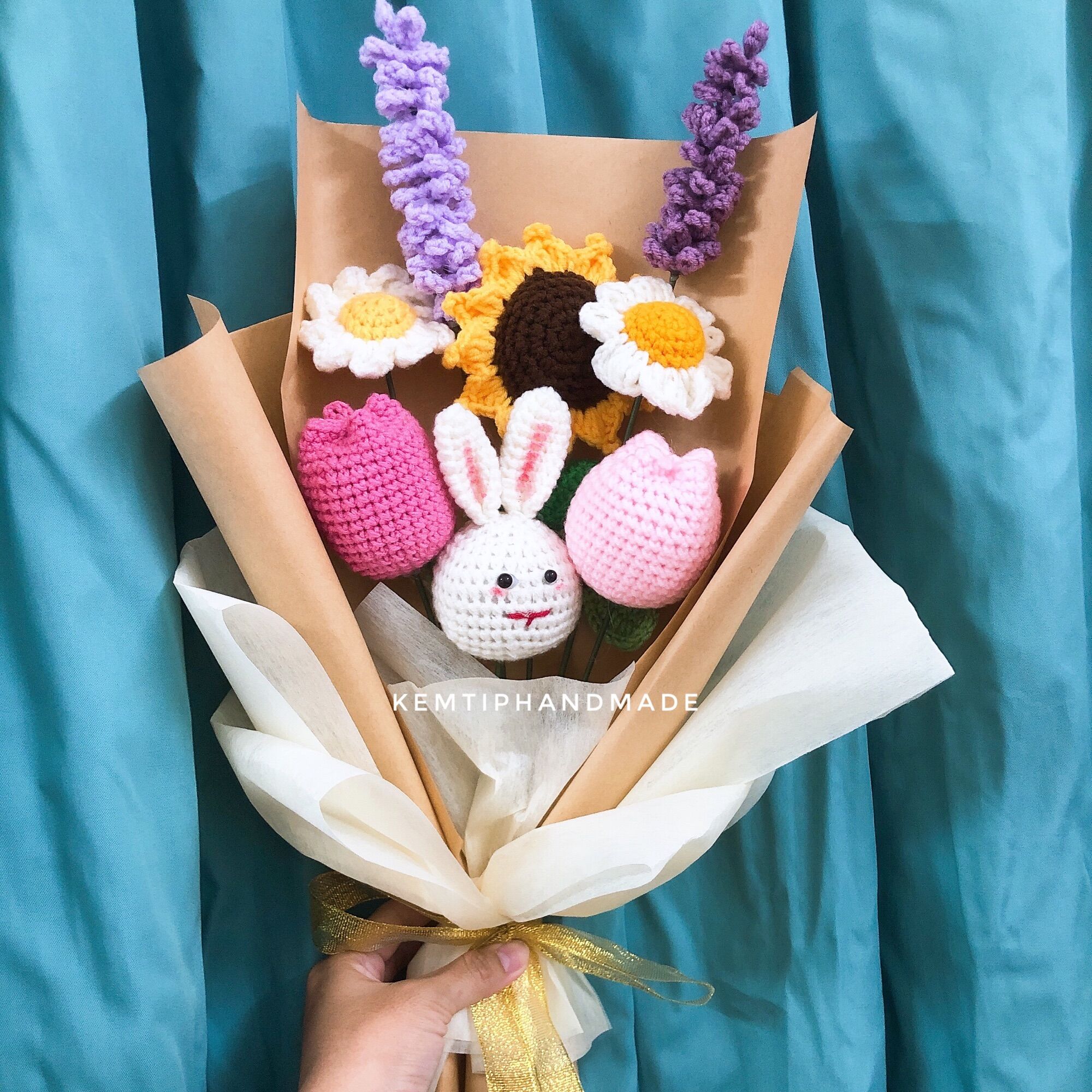 Bó hoa thỏ tulip hướng dương cúc đáng yêu