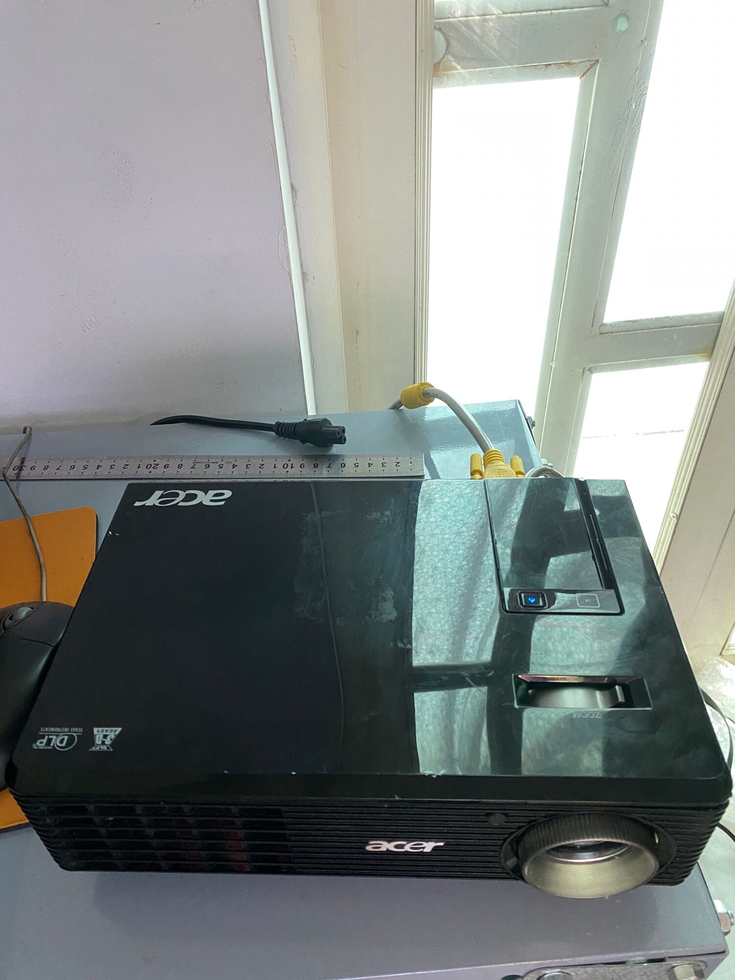 Máy chiếu acer x1161p