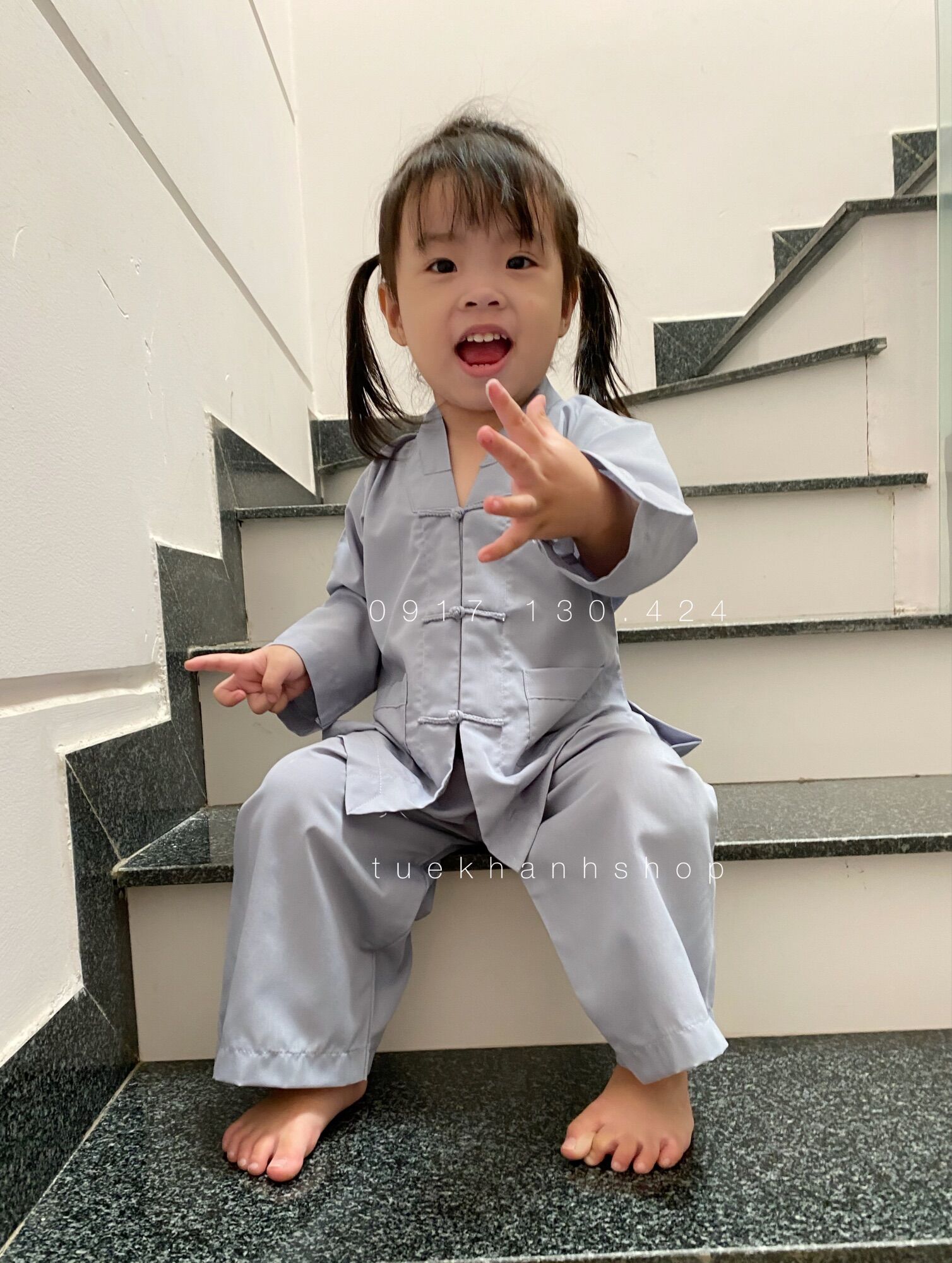 Đồ lam đi chùa cho bé gái màu lam kiểu la hán