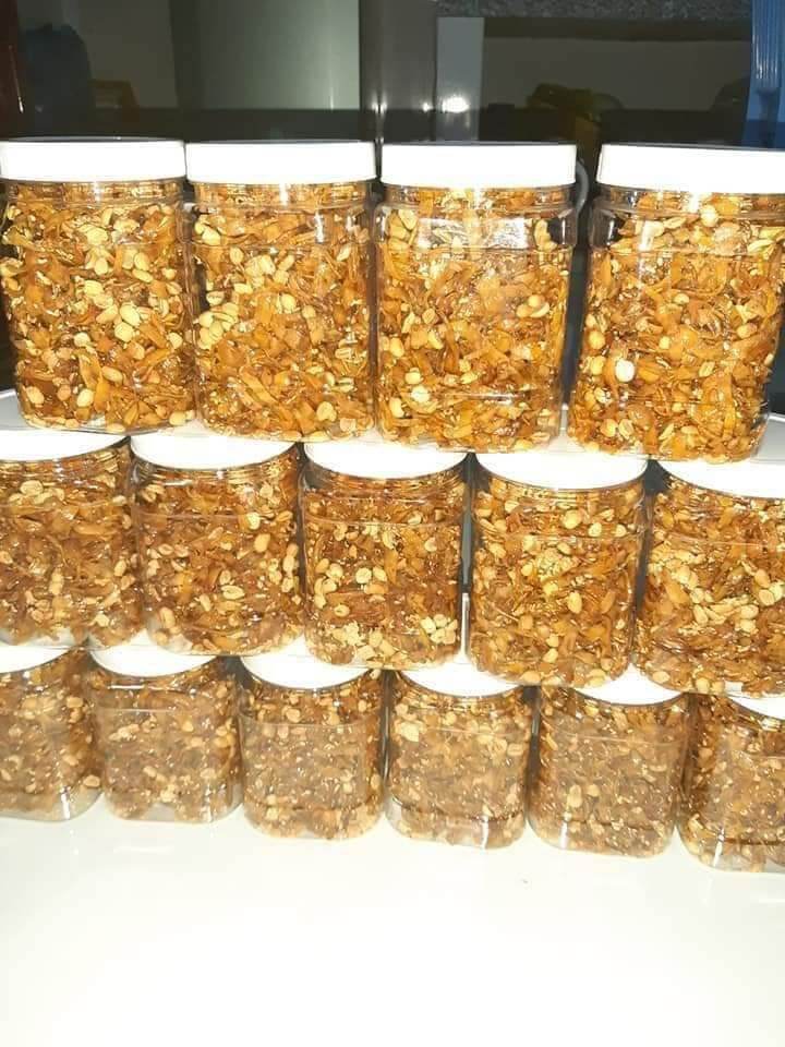 Mứt chuối xào gừng dừa đậu phộng 550g
