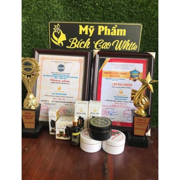 Sữa rửa mặt Bích Cao White